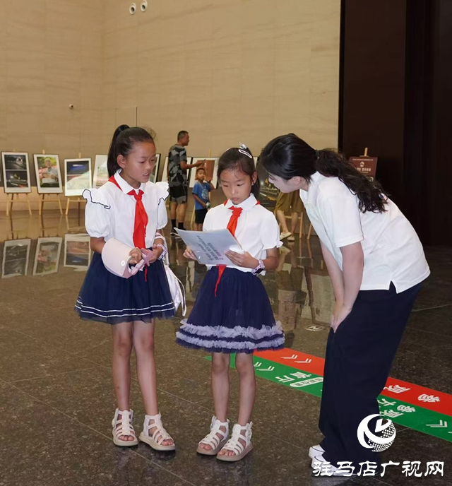 河南學(xué)子創(chuàng)新開(kāi)展推普+紅色教育實(shí)踐