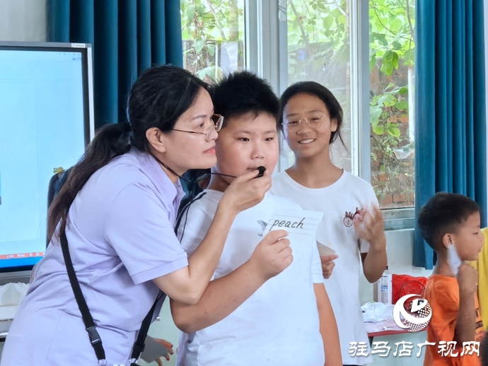 中華女子學院“愛心媽媽”暑期關愛行動在新蔡縣暖心啟航