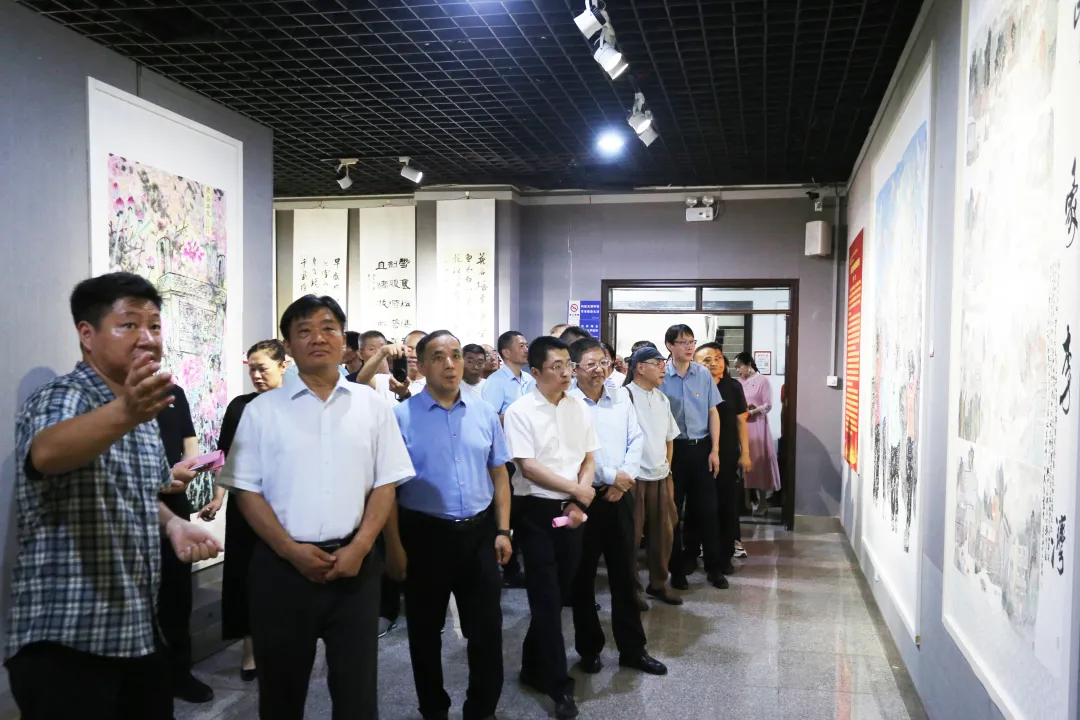 【展訊】紀(jì)念抗戰(zhàn)勝利80周年、楊靖宇將軍誕辰120周年美術(shù)書法攝影藝術(shù)展開幕