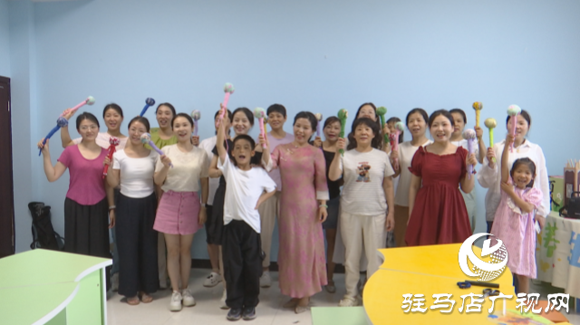 駐馬店市職工心理健康服務(wù)中心開(kāi)辦“一‘錘’煥活 心身元?dú)?rdquo;養(yǎng)心課堂