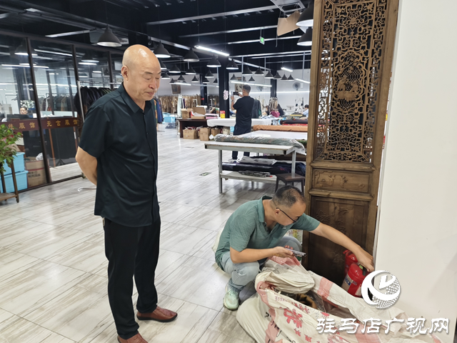 駐馬店經(jīng)濟(jì)開發(fā)區(qū)開源辦事處：開展夏季高溫消防安全專項檢查 筑牢安全防火墻