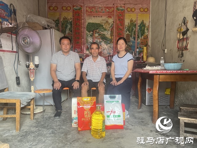 中國人壽財(cái)險(xiǎn)駐馬店中支開展八一節(jié)前慰問活動(dòng)