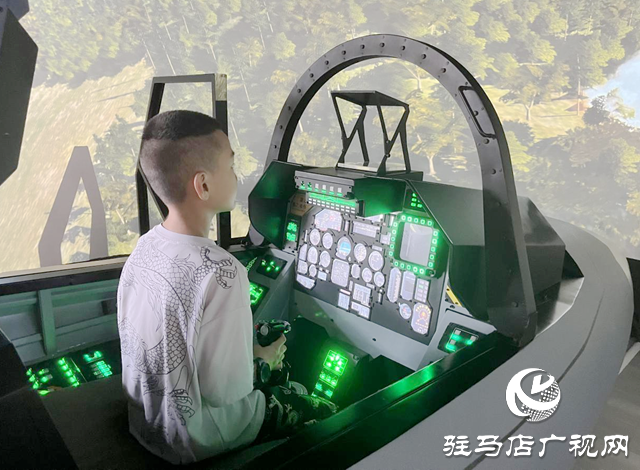 駐馬店市科技館開展“八一”建軍節(jié)科普活動(dòng)