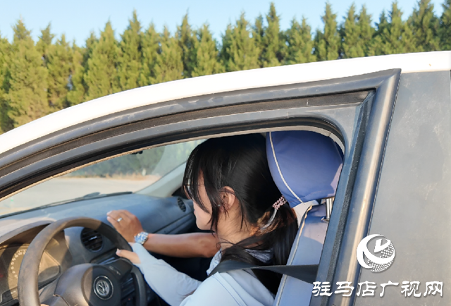 暑假期間 駐馬店市區(qū)駕校迎來(lái)學(xué)生“學(xué)車(chē)熱”