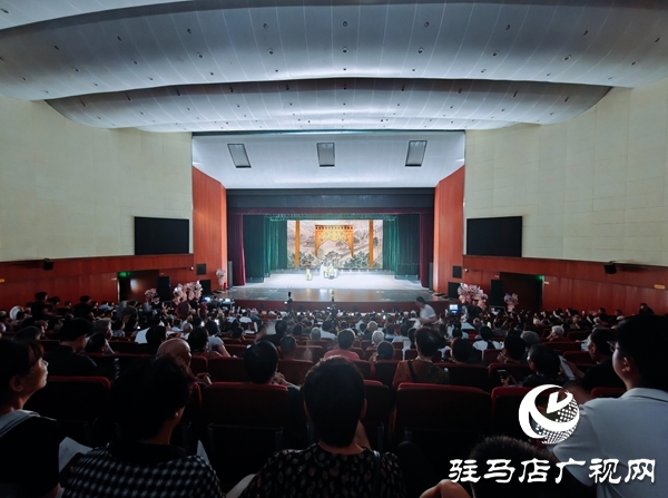 黃河戲劇節(jié)經典豫劇《必正與妙?！妨料嗥捷浛h文化藝術中心