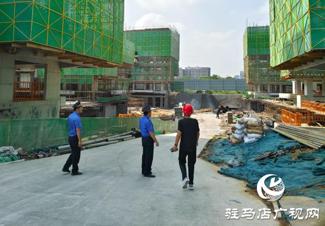 駐馬店市城鄉(xiāng)一體化示范區(qū)城管局：嚴(yán)抓嚴(yán)管筑防線 揚(yáng)塵治理顯成效