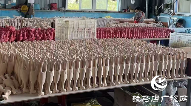 駐馬店市驛城區(qū)老河鄉(xiāng)：小玩具“玩出”大民生
