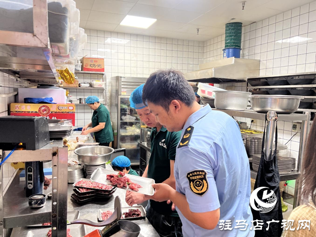 駐馬店市城鄉(xiāng)一體化示范區(qū)市場(chǎng)監(jiān)管分局：全力保障天中環(huán)球港七夕活動(dòng)食品安全