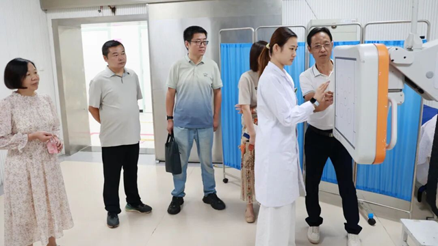  河南省職業(yè)病診斷機(jī)構(gòu)和職業(yè)健康檢查機(jī)構(gòu)質(zhì)量控制專家組蒞臨市中心醫(yī)院開展質(zhì)量控制現(xiàn)場(chǎng)考核