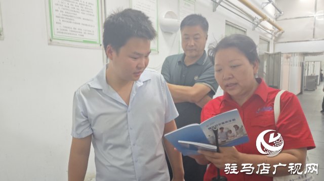 守護(hù)校園開學(xué)季，擰緊燃?xì)獍踩y豫南燃?xì)忾_展校園燃?xì)獍踩髾z查 